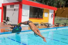 Santiago Gómez, se prepara para su quinto Mundial de natación con aletas en Grecia