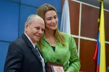 ACORD Valle del Cauca entreg&oacute; la Medalla al M&eacute;rito &lsquo;Armando Boh&oacute;rquez Penagos&rsquo; a la rectora Patricia Mart&iacute;nez