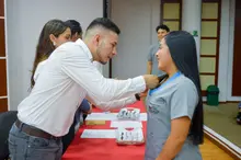 Estudiantes de Fisioterapia y Terapia Ocupacional inician sus pr&aacute;cticas con ceremonia de imposici&oacute;n de gafetes