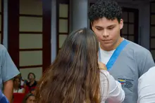 Estudiantes de Fisioterapia y Terapia Ocupacional inician sus pr&aacute;cticas con ceremonia de imposici&oacute;n de gafetes