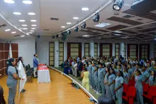 Estudiantes de Fisioterapia y Terapia Ocupacional inician sus pr&aacute;cticas con ceremonia de imposici&oacute;n de gafetes