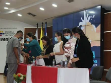 Estudiantes de la Facultad de Salud recibieron su gafete en Ceremonia de Prácticas