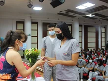 Estudiantes de la Facultad de Salud recibieron su gafete en Ceremonia de Prácticas