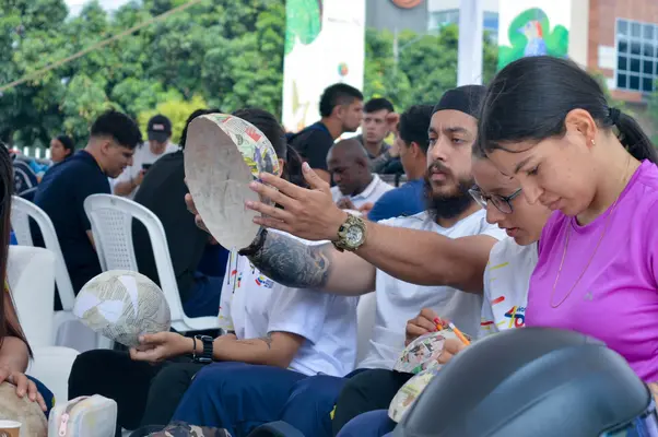 En la IUEND se realiz&oacute; el Taller de M&aacute;scaras de reciclaje para un futuro sostenible