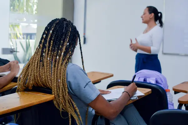 Salarios de Administradores de Empresas en Colombia: un mercado laboral con alta demanda en competencias