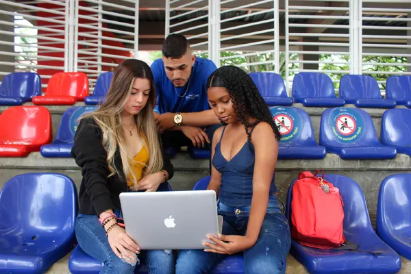 Especializaci&oacute;n en Direcci&oacute;n y Gesti&oacute;n Deportiva: formando l&iacute;deres deportivos integrales