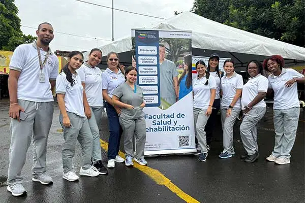 Nuestros estudiantes contin&uacute;an impulsando la Actividad F&iacute;sica en la Ciclovida